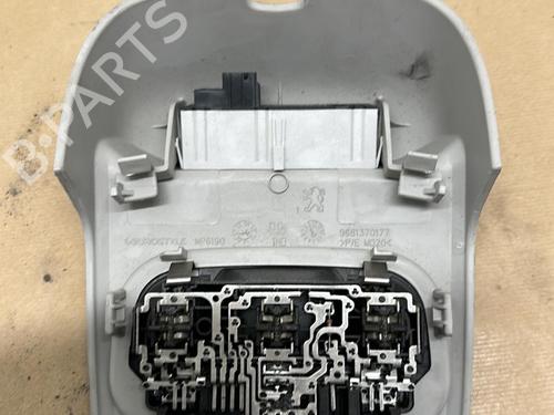 Used Interior roof light PEUGEOT 3008 I MPV (0U_) 1.6 HDi (109 hp) 21862787