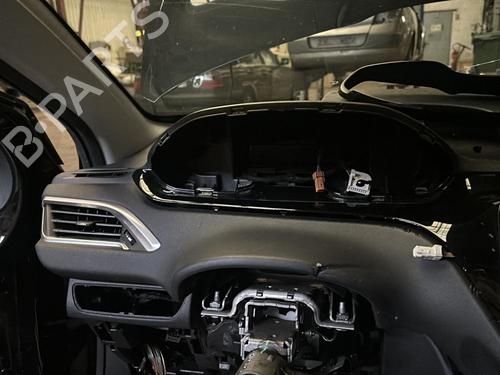 Used Dashboard PEUGEOT 208 I (CA_, CC_) 1.6 HDi (92 hp) 20866335