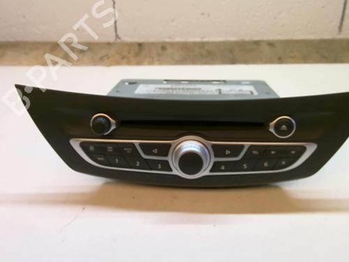 Used Radio RENAULT LAGUNA III Grandtour (KT0/1) 2.0 dCi GT (KT11, KT1E, KT1N) (178 hp) 20864241