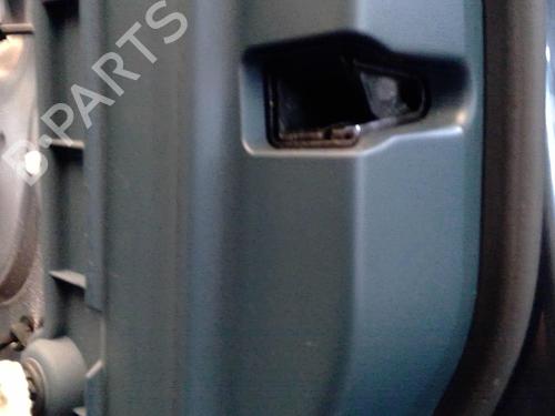 Used Front right lock VW PHAETON (3D1, 3D2, 3D3, 3D4, 3D6, 3D7, 3D8, 3D9) 3.2 V6 (241 hp) 21859583