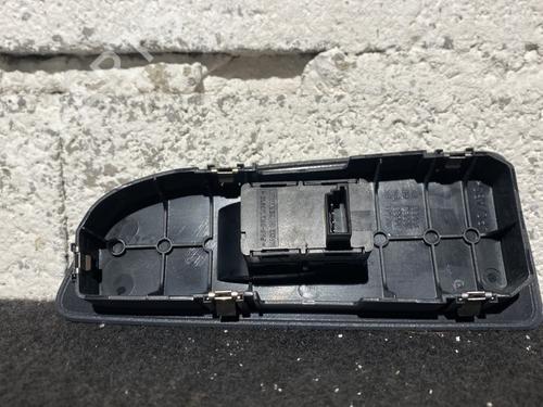 Right front window switch BMW 1 (E87) 118 i | BP22519910I26 - Image 2