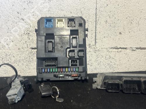 Elektronisk modul CITROËN C3 II (SC_) 1.2 VTi 82 (82 hp) 29029301