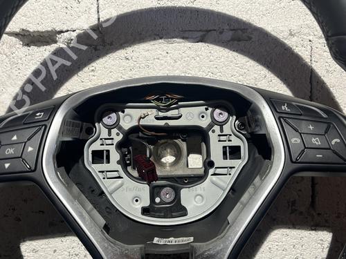 Used Steering wheel Steering wheel MERCEDES-BENZ GLA-CLASS (X156) GLA 180 CDI / d (156.912) (109 hp) 25701704 25701704