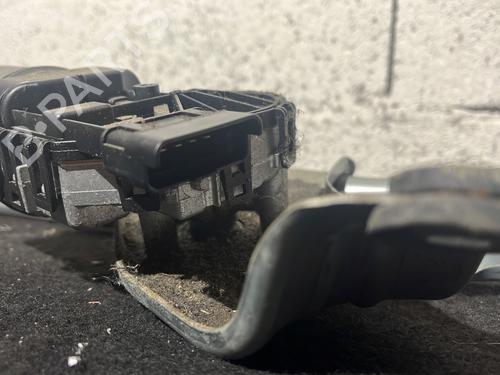 front-wiper-motor-dacia-duster-hs_-2010-2011-2012-2013-2014-2015-2016-2017-2018-26496591 main image