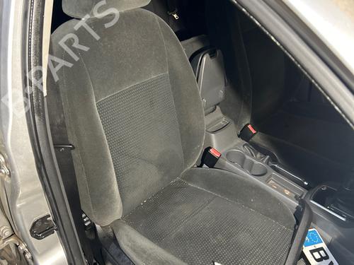 Used Right front seat Right front seat 38681619 38681619