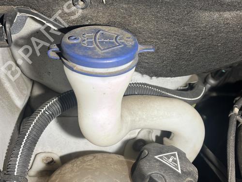 windscreen-washer-tank-citroen-c3-picasso-sh_-2008-32068944 main image
