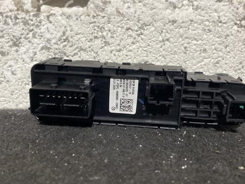 left-front-window-switch-citroen-c3-aircross-ii-2r_-2c_-2017-33413330 main image