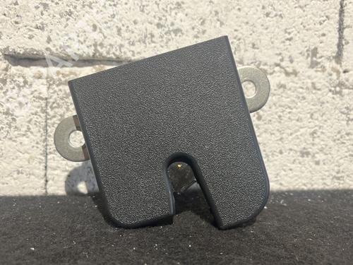 Bakluke lås VW UP! (121, 122, BL1, BL2, BL3, 123) 1.0 (60 hp) 26524339