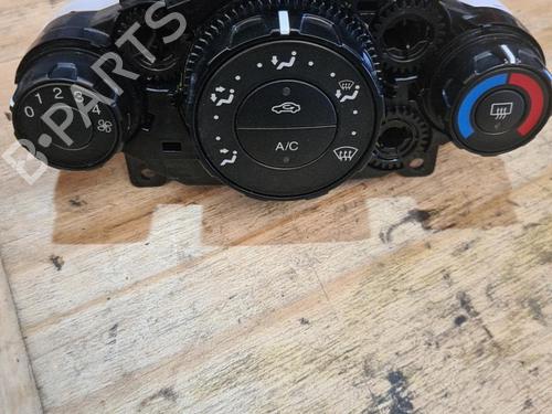 Commande Chauffage FORD FIESTA VI (CB1, CCN) 1.4 TDCi (68 hp) 20868032