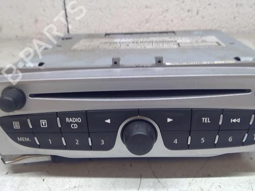 Used Radio RENAULT MEGANE III Hatchback (BZ0/1_, B3_) 1.5 dCi (106 hp) 21861544