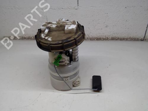 Used Fuel pump RENAULT TWINGO II (CN0_) 1.2 16V (CN04, CN0B) (75 hp) 25275644
