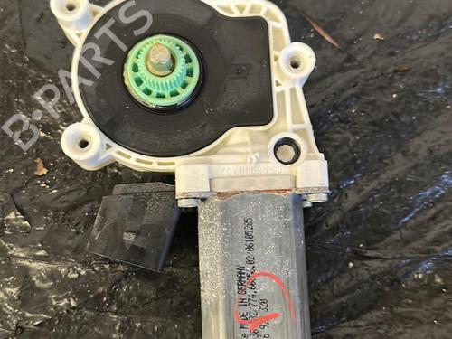 right-rear-window-motor-bmw-5-e60-2001-2002-2003-2004-2005-2006-2007-2008-2009-2010-25844486 main image