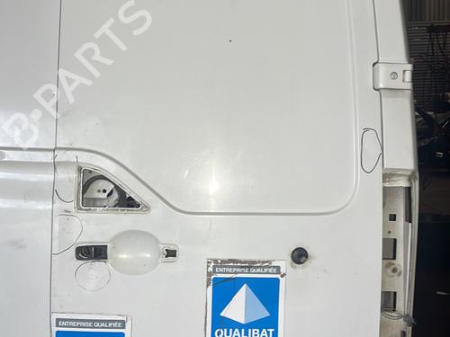 Porta posteriore destra RENAULT MASTER III Van (FV) 2.3 dCi 100 FWD (FV0A, FV0B, FV0G, FV0K, FV0H) 821000245R