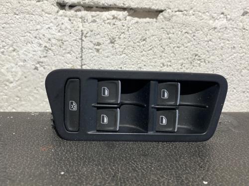 Used Left front window switch VW GOLF VII (5G1, BQ1, BE1, BE2) 2.0 TDI 4motion (150 hp) 21865397