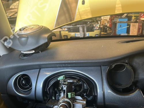 Used Dashboard Dashboard MINI MINI (R50, R53) Cooper (116 hp) 25844457 25844457