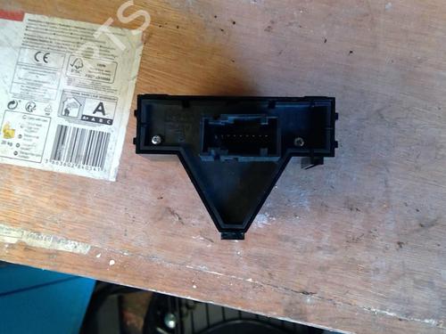 Used Warning switch OPEL CORSA D (S07) 1.3 CDTI (L08, L68) (90 hp) 21860665