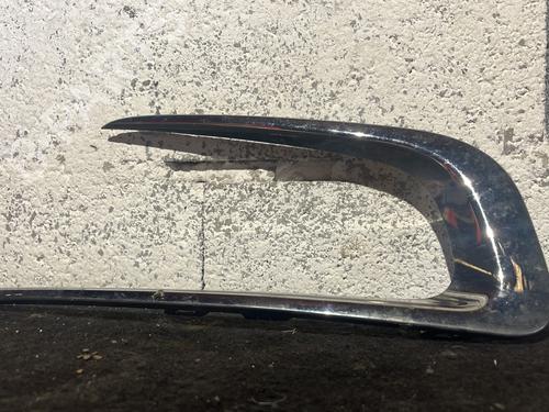 Grill PEUGEOT 2008 I (CU_) 1.2 THP 110 / PureTech 110 (110 hp) 27746120