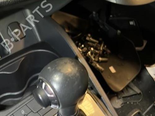 Used Gear lever SEAT IBIZA IV (6J5, 6P1) 1.2 TSI (105 hp) 20862478