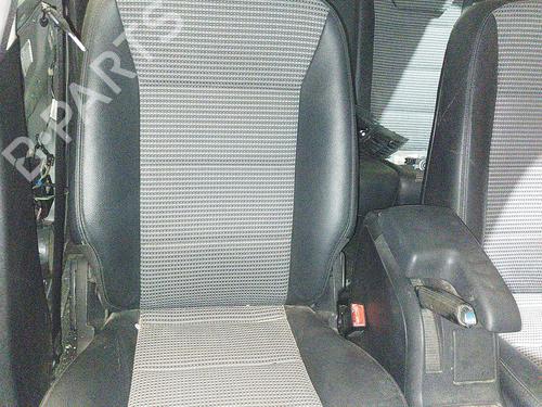 Used Right front seat MERCEDES-BENZ B-CLASS Sports Tourer (W245) B 180 CDI (245.207) (109 hp) 20866367
