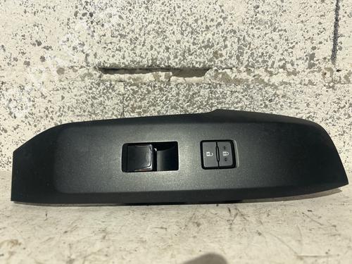 right-front-window-switch-lexus-nx-_z1_-2014-36301038 main image