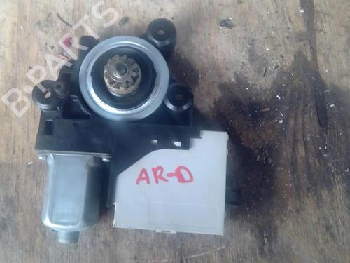 Used Right rear window motor FORD KUGA I 2.0 TDCi (140 hp) 21861408