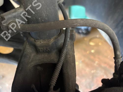 Used Right front steering knuckle Right front steering knuckle 38585915 38585915