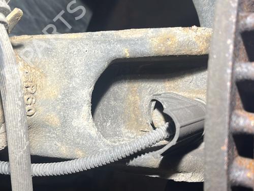 Used Left front steering knuckle PEUGEOT 2008 I (CU_) 1.2 THP 110 / PureTech 110 (110 hp) 27746175