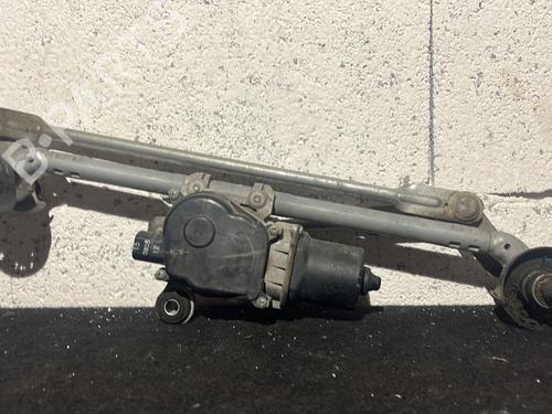 Used Front wiper motor RENAULT KADJAR (HA_, HL_) 1.5 dCi 110 (HLA3) (110 hp) 26301354