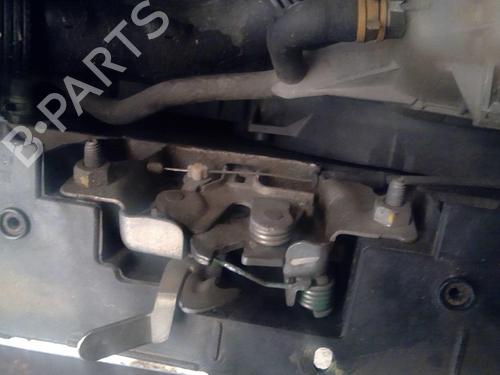 Używane Zamek maski RENAULT CLIO III (BR0/1, CR0/1) 1.2 16V (BR02, BR0J, BR11, CR02, CR0J, CR11) (75 hp) 20863728