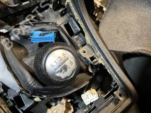 Used Gear lever Gear lever ALFA ROMEO 159 Sportwagon (939_) 2.0 JTDM (939BXP1B) (170 hp) 20865709 20865709