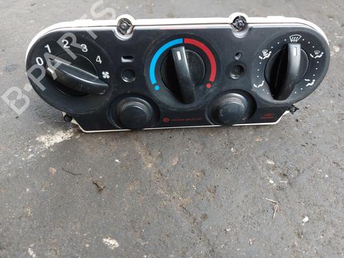 Used Climate control FORD FIESTA V (JH_, JD_) 1.3 (69 hp) 21860739
