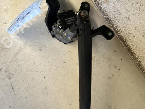 Used Rear wiper motor OPEL ASTRA J (P10) 1.7 CDTI (68) (125 hp) 21863039