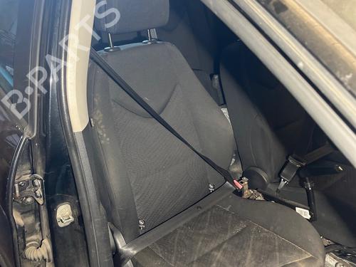 Sikkerhedssele foran højre Sikkerhedssele foran højre PEUGEOT 308 I (4A_, 4C_) 1.6 HDi (109 hp) 36802608 36802608