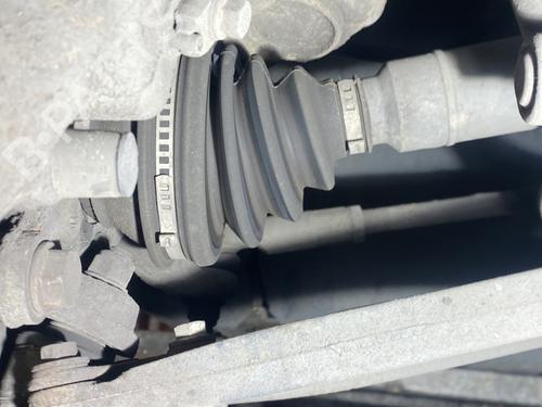 Used Right front driveshaft VW EOS (1F7, 1F8) 2.0 TDI (140 hp) 24368766