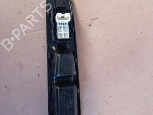 Used Right front window switch Right front window switch TOYOTA YARIS (_P13_) 1.5 (NSP131_) (112 hp) 21865502 21865502