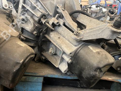 Used Gearbox Gearbox RENAULT CLIO III (BR0/1, CR0/1) 1.5 dCi (BR17, CR17) (86 hp) 32774653 32774653
