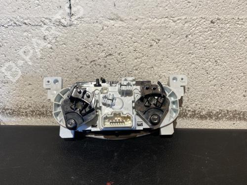 Used Climate control Climate control DACIA SANDERO II 1.5 dCi (90 hp) 21864825 21864825