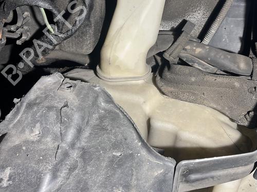 windscreen-washer-tank-vw-passat-b55-variant-3b6-2000-2001-2002-2003-2004-2005-25588933 main image