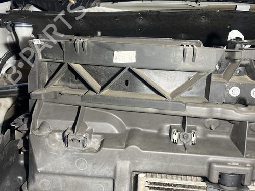 Frontplade/Frontkurv Frontplade/Frontkurv CITROËN C3 Picasso (SH_) 1.2 THP 110 (SHHNZ6) (110 hp) 32068900 32068900