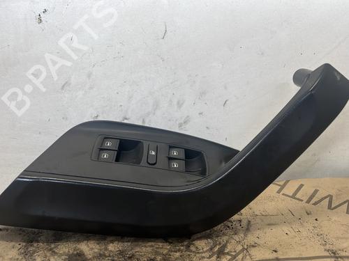 Used Left front window switch SEAT IBIZA IV SC (6J1, 6P5) [2008-2018]  28690600