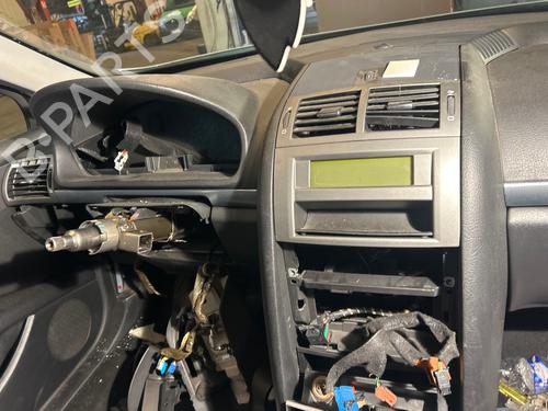 Used Dashboard Dashboard PEUGEOT 407 (6D_) 2.0 HDi 135 (6DRHRH, 6DRHRE, 6DRHRG, 6DRHRJ) (136 hp) 39979722 39979722