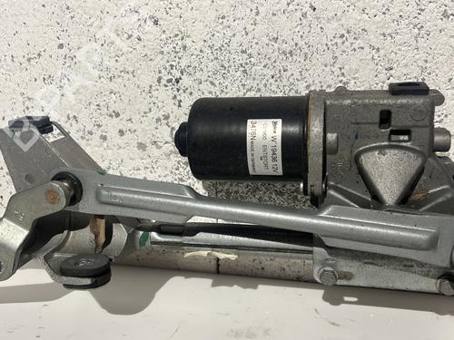 Used Front wiper motor Front wiper motor DS DS 4 / DS 4 CROSSBACK (NX_) 1.2 THP 130 (NXHNYM) (130 hp) 31611536 31611536