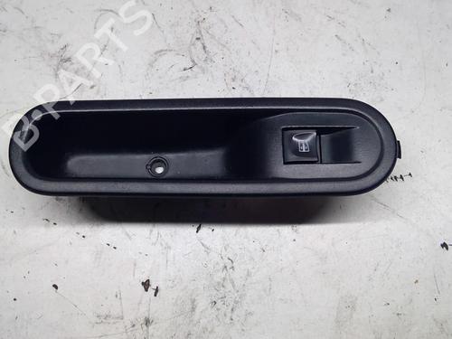 right-front-window-switch-renault-twingo-iii-bcm_-bca_-10-sce-70-2014-21862298 main image