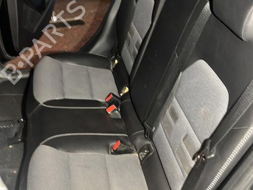 Used Rear seat Rear seat MERCEDES-BENZ GLA-CLASS (X156) GLA 180 CDI / d (156.912) (109 hp) 25701712 25701712