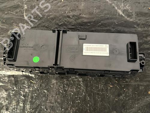 Used Climate control RENAULT MEGANE III Grandtour (KZ0/1) 1.5 dCi (KZ09, KZ0D, KZ1G, KZ29, KZ14, KZ1W, KZ10, KZ1F,... (110 hp) 25844312
