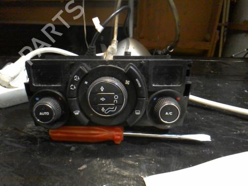 Used Climate control PEUGEOT 3008 I MPV (0U_) 2.0 HDi Hybrid4 (0URHCA) (200 hp) 20868257