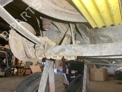 Used Rear axle VW CADDY III Box Body/MPV (2KA, 2KH, 2CA, 2CH) 2.0 SDI (70 hp) 24200932