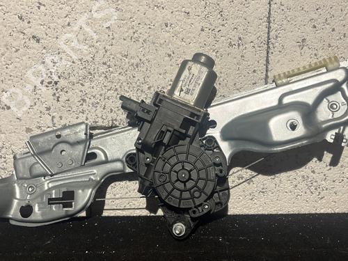 Rear left window mechanism RENAULT MEGANE IV Hatchback (B9A/M/N_) 1.5 dCi 110 (B9A3) | BP29422538C24 
