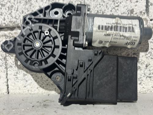Used Right rear window motor VW TOURAN (1T3) 1.6 TDI (105 hp) 32979504