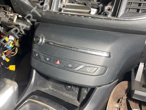 Used Radio Radio 37527496 37527496